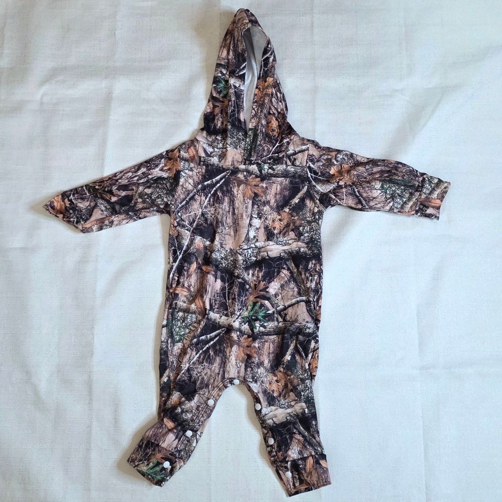 Camouflage Hooded Body Suit Size 0-3 Months